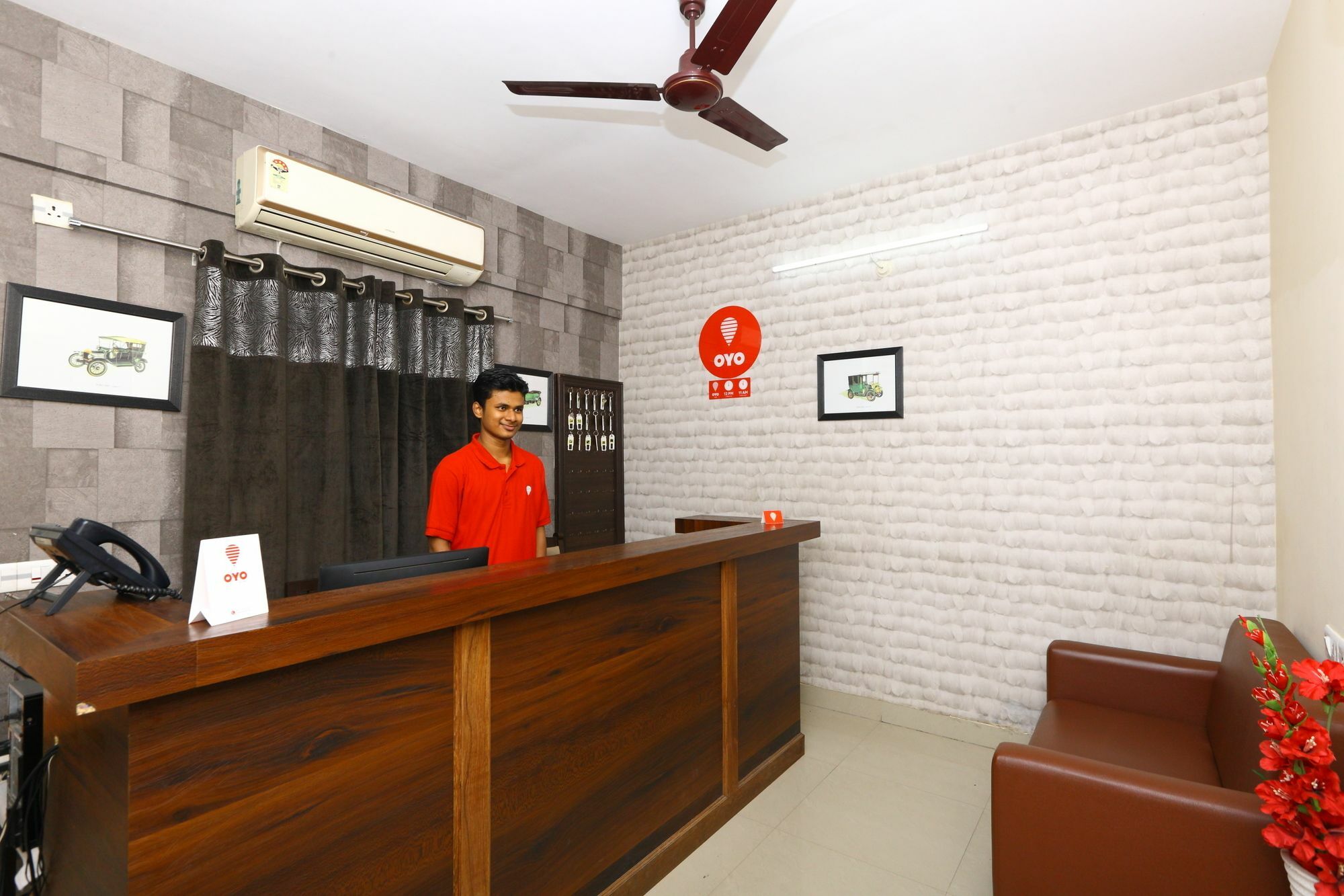 Oyo 4917 Near Sathyabama University Hotel 3*