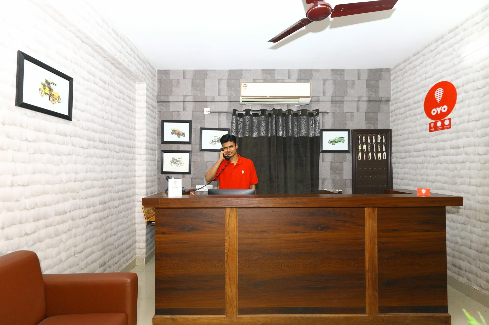 Hotel Oyo 4917 Near Sathyabama University